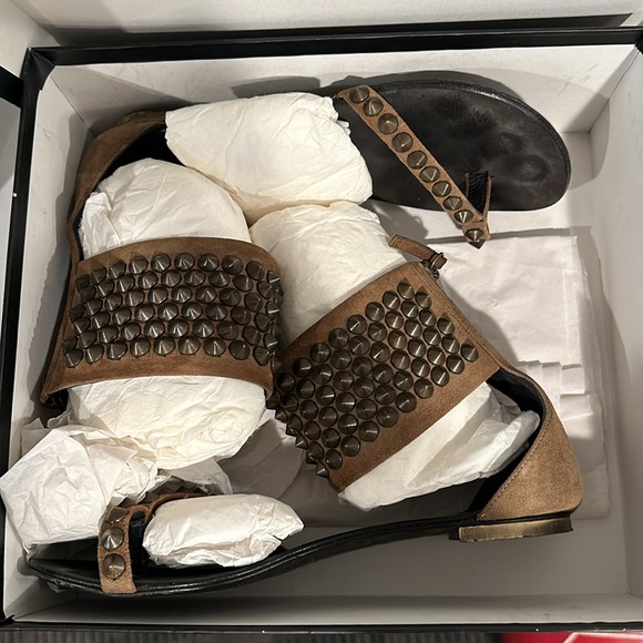 Giuseppe Zanotti Balmain Taupe Studded Gladiator Sandles - Picture 4 of 5